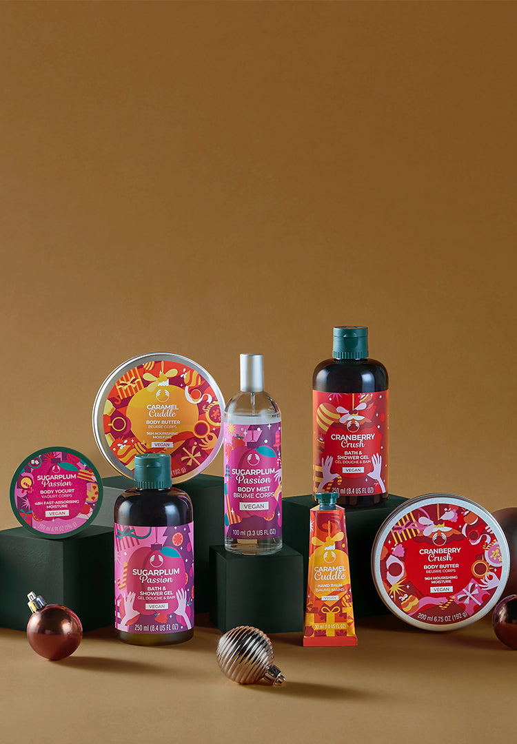 Christmas Seasonal lifestyle image The Body Shop. 'Sweet and rich, festive body care is back' 