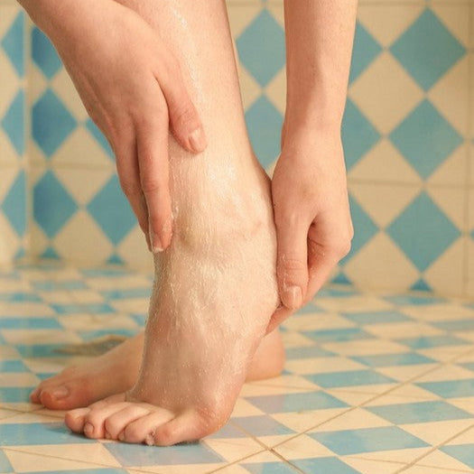 The Body Shop Peppermint Reviving Pumice Foot Scrub