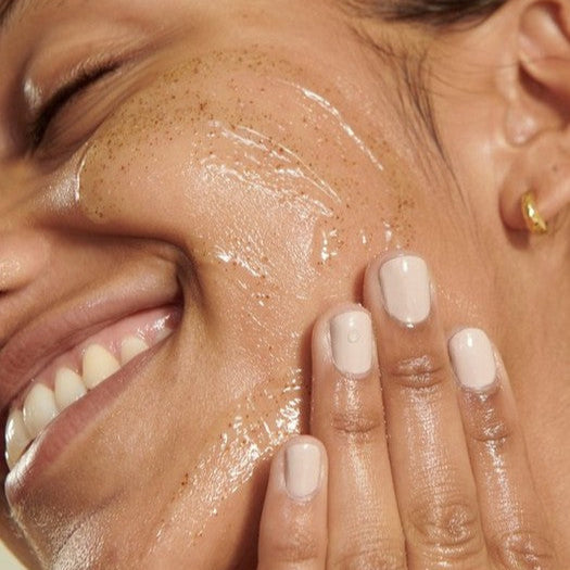 The Body Shop Seaweed Oil-Control Exfoliator