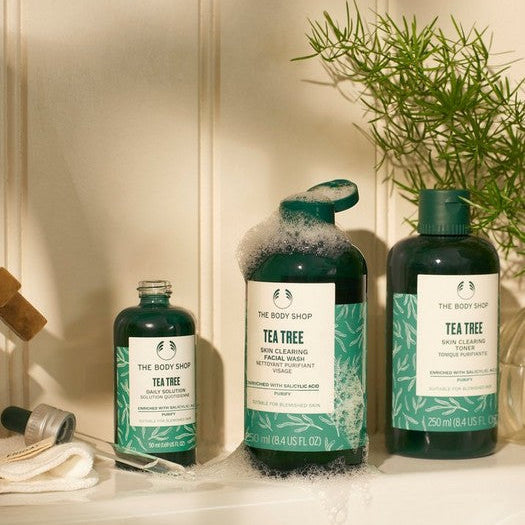The Body Shop Tea Tree Skin Clearing Toner